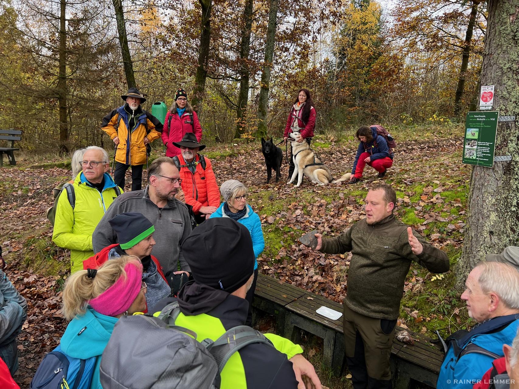 W16 „Wandern im Paradies – Hibbel, Dumols, bundisch Steen un vill ...