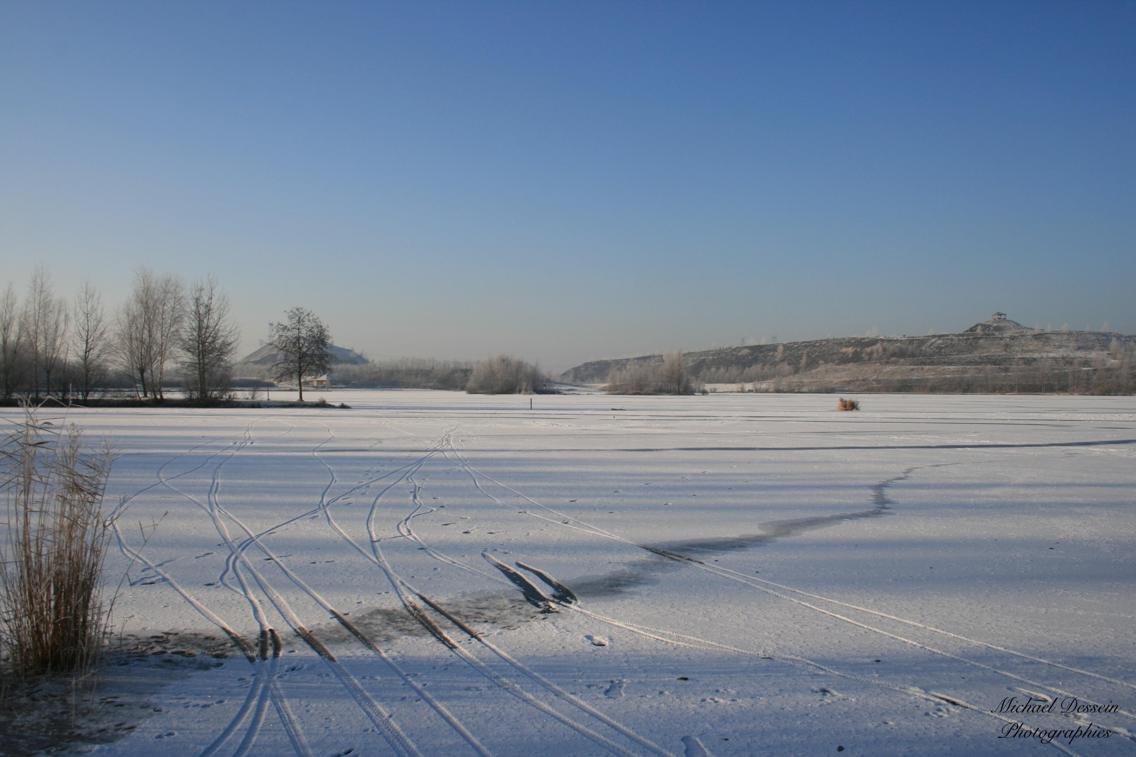 ▷ Rieulay neige 2 by Michael Dessein, 2014 | Photography | Artsper