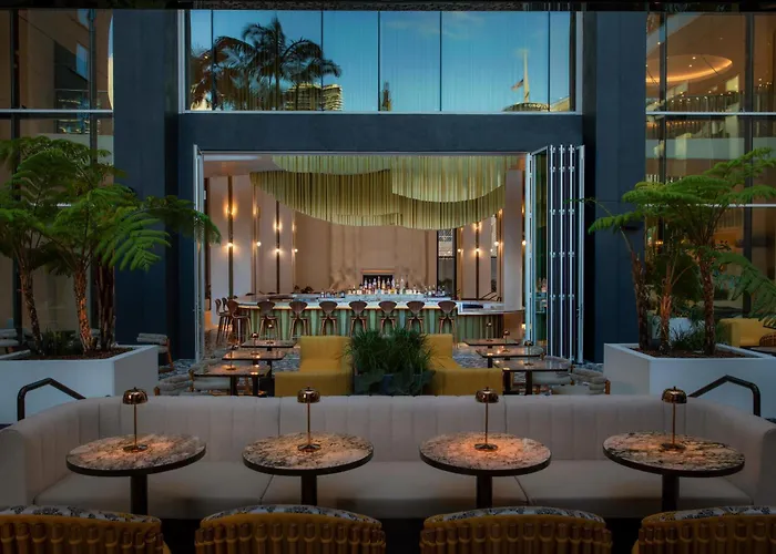 Best Hotels on Hollywood Boulevard, LA