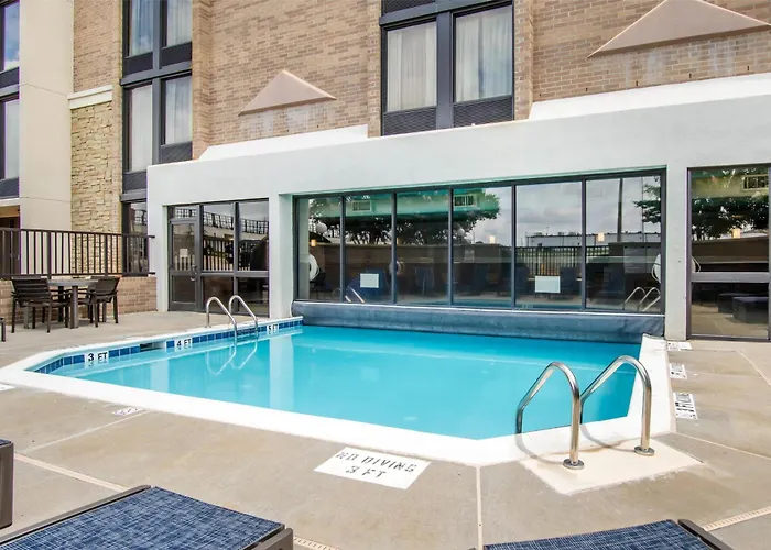 Best Dog Friendly Hotels Near Atlanta, Georgia